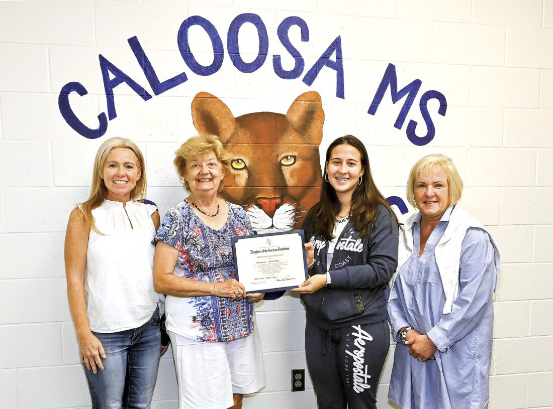 Lawrence Kearney Chapter of the DAR presents Youth Citizenship Awards